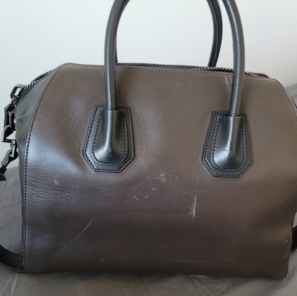 Givenchy Medium Antigona star embossed - Picture 5 of 9